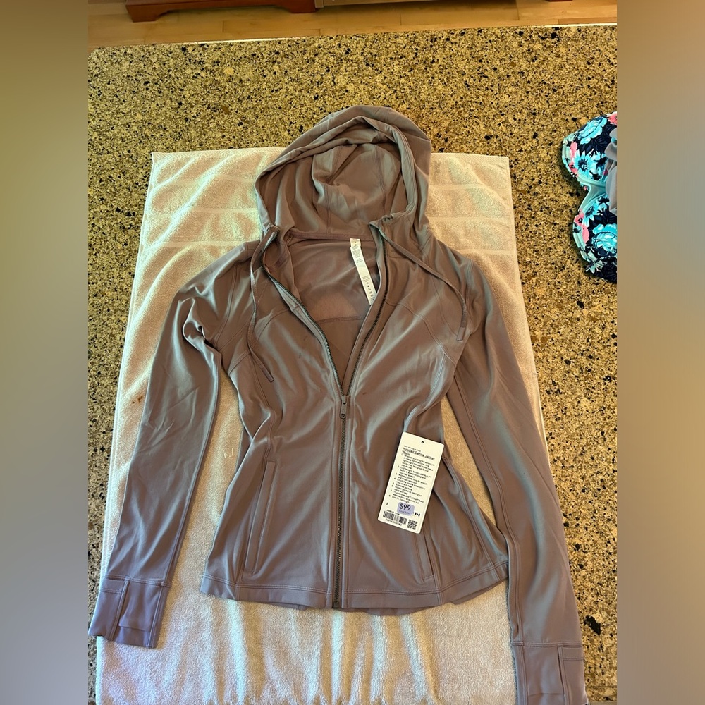 Lululemon BNWT Violet Verbina Nulu define hooded jacket size 8